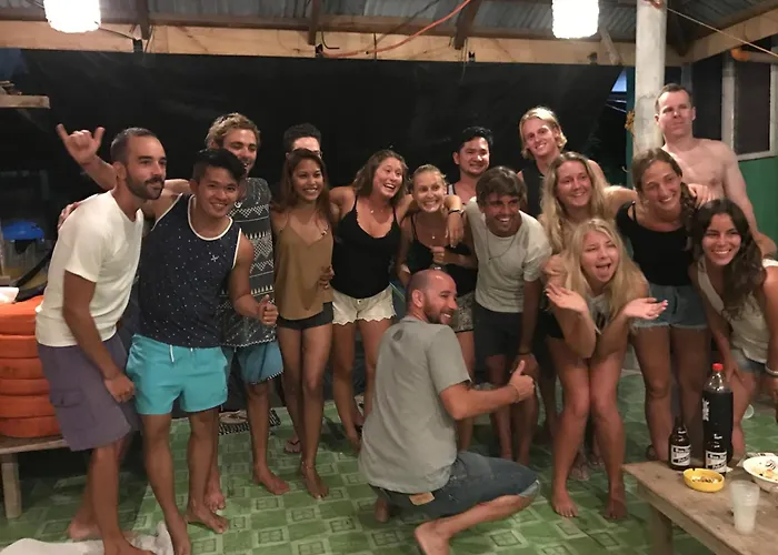 Malapascua Budget Inn Mbi Dive Center